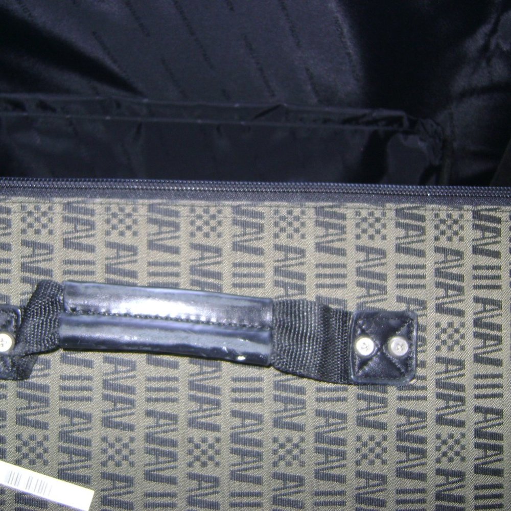 Adriane Vittadini luggage